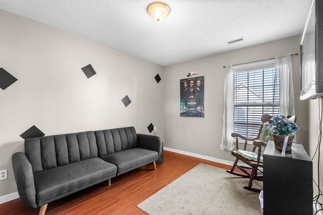 120 Point Break Dr. Photo 31