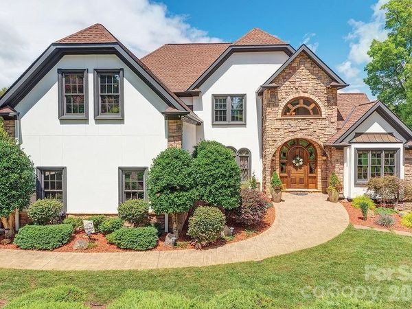 76 Bradford Vistas Drive, Fletcher, NC 28732