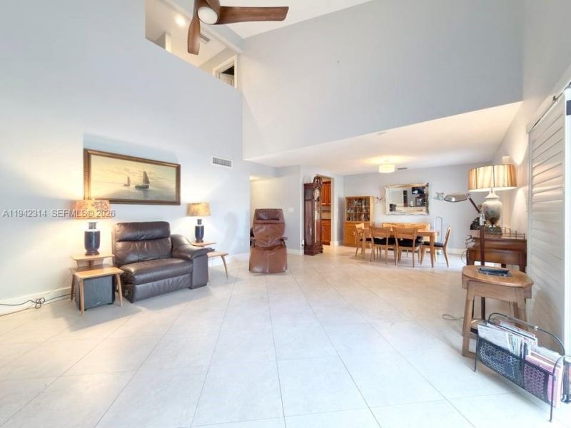 205 Bonnie Brae Way, Unit 33, Hollywood, FL 33021 Photo