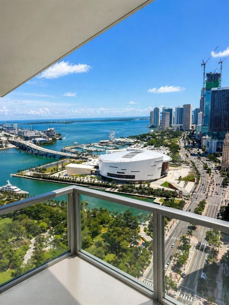 1100 Biscayne Blvd, Unit 4001, Miami, FL 33132 Photo