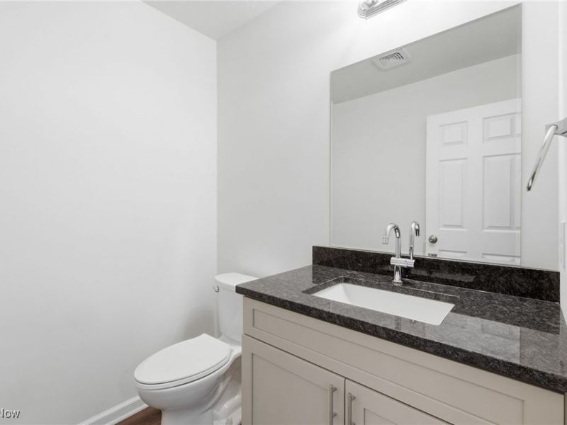 1337 Leonora Avenue, Akron, OH 44305 Photo 9