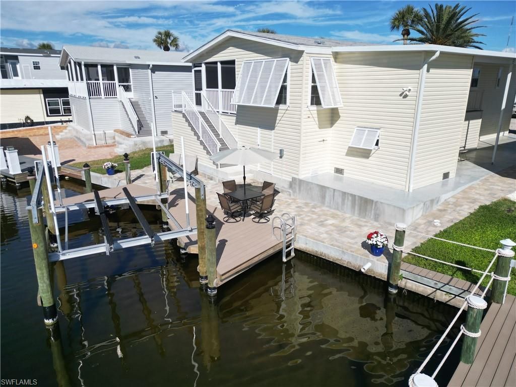 17830 Peppard Dr, Fort Myers Beach, FL 33931 Photo