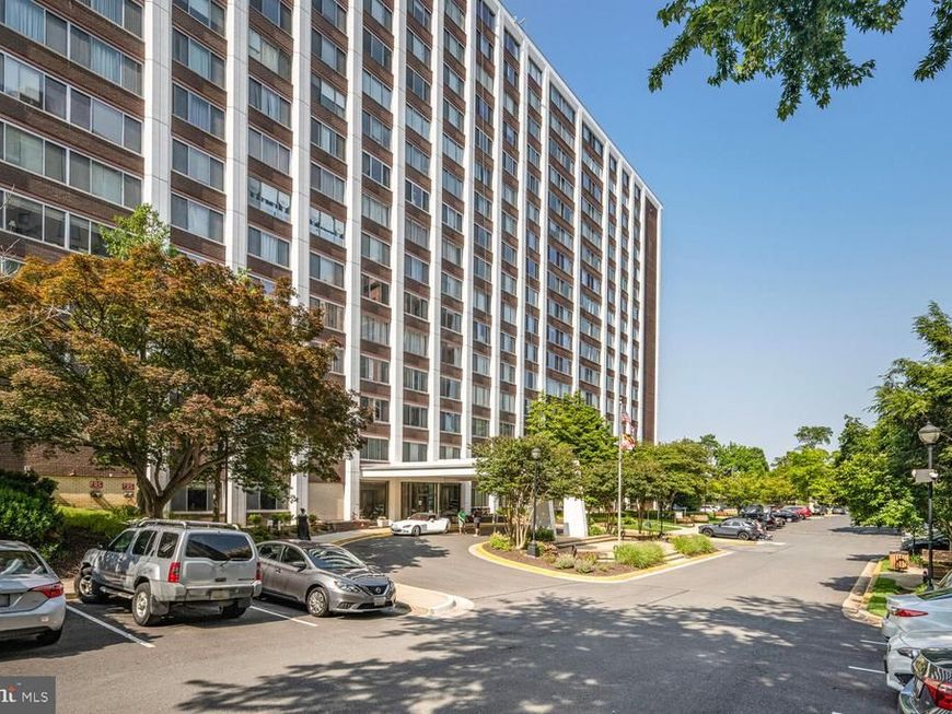 11801 Rockville Pike, Unit 212, Rockville, MD 20852 Main Photo