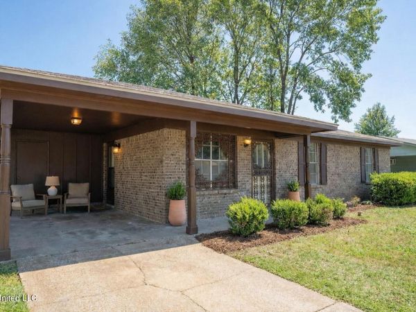 204 Johnson Street, Belzoni, MS 39038