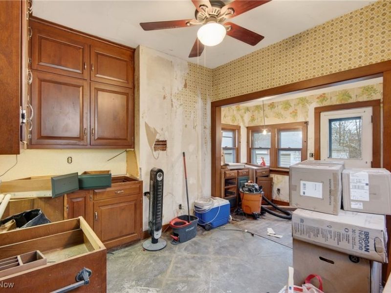 50 N Rose Boulevard, Akron, OH 44302 Photo 13