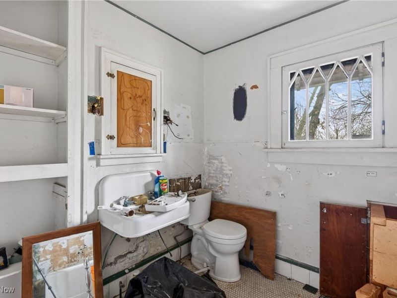 50 N Rose Boulevard, Akron, OH 44302 Photo 26