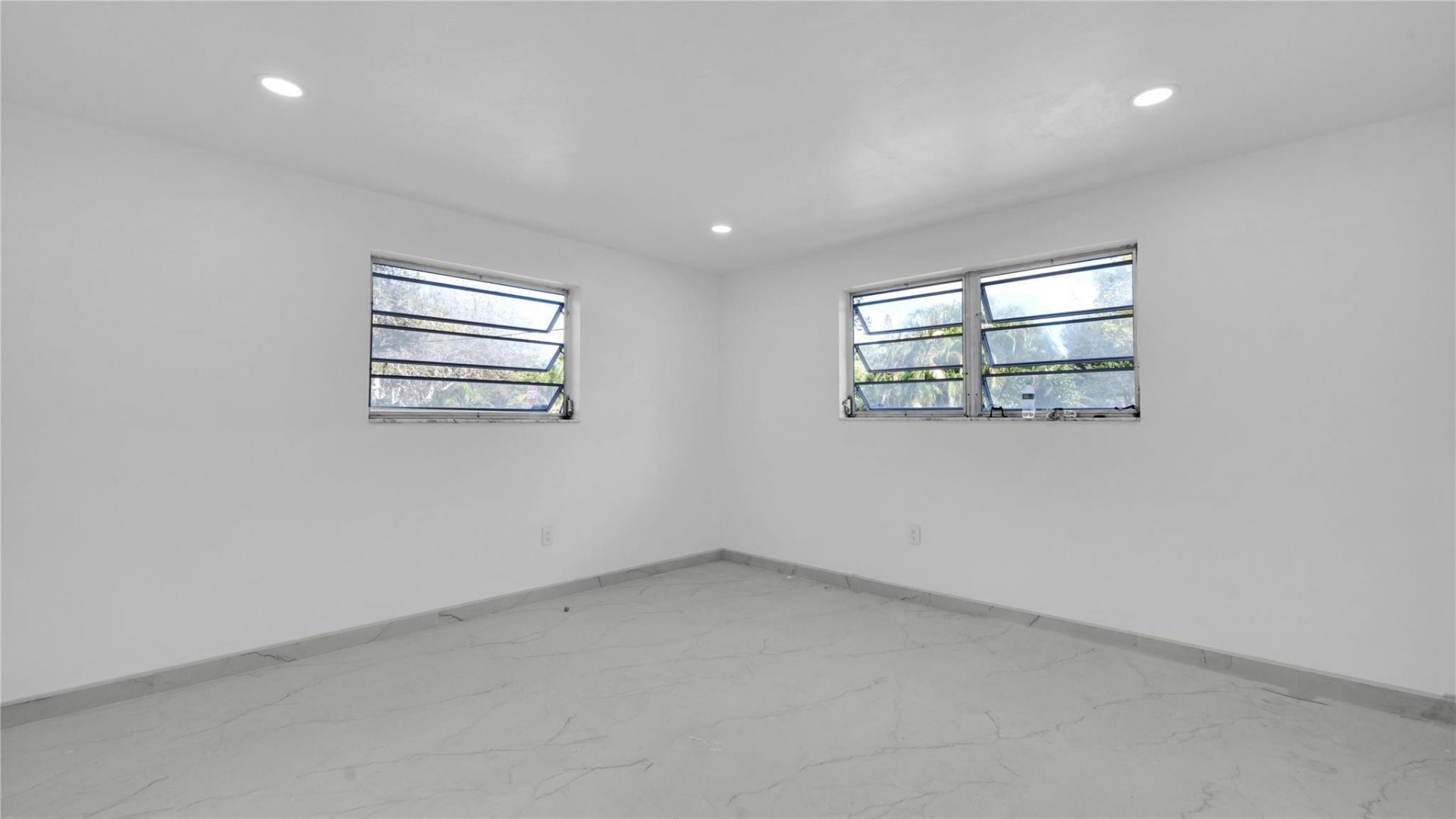 8850 NE 4th Ave, El Portal, FL 33138 Photo