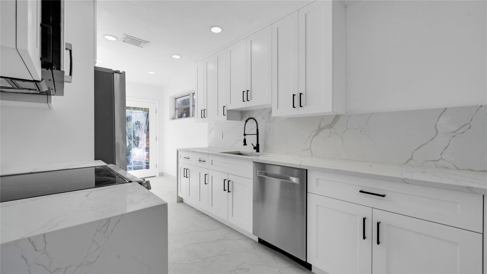 8850 NE 4th Ave, El Portal, FL 33138 Photo