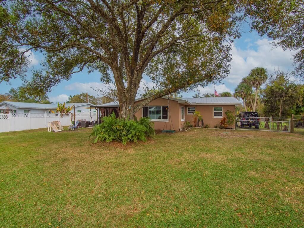3118 Old Edwards Road, Fort Pierce, FL 34981 Photo