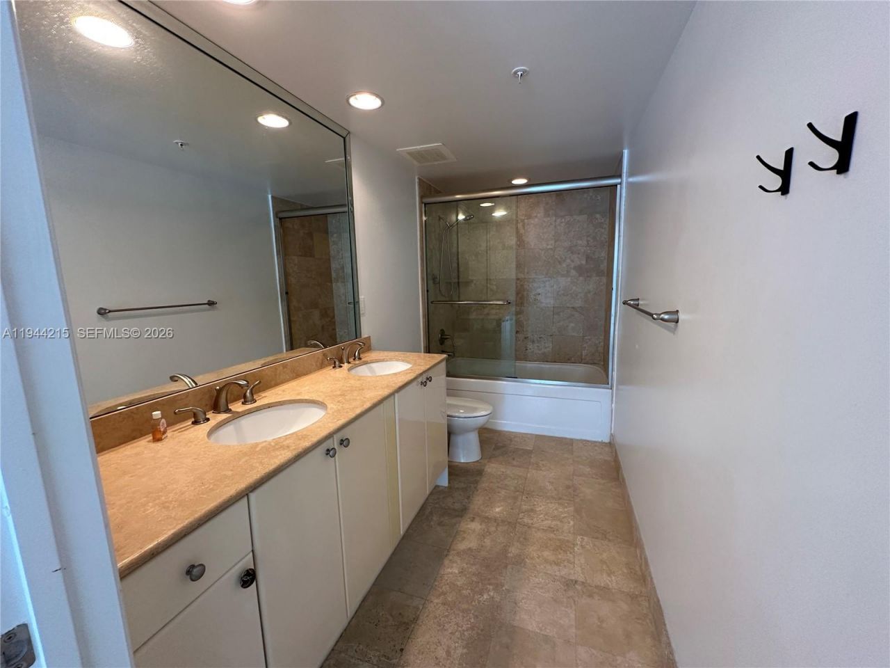 1755 E Hallandale Beach Blvd, Unit 1605E, Hallandale Beach, FL 33009 Photo