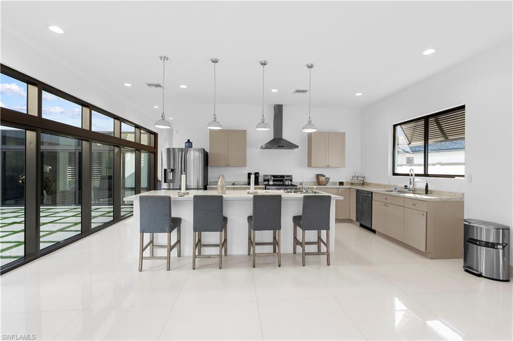 1817 SW 11th Ter, Cape Coral, FL 33991 Photo