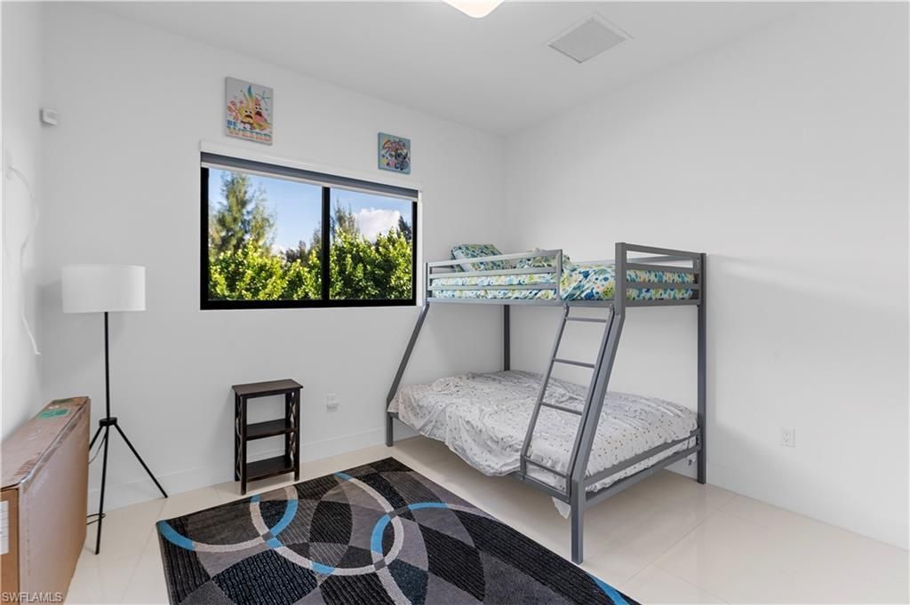 1817 SW 11th Ter, Cape Coral, FL 33991 Photo