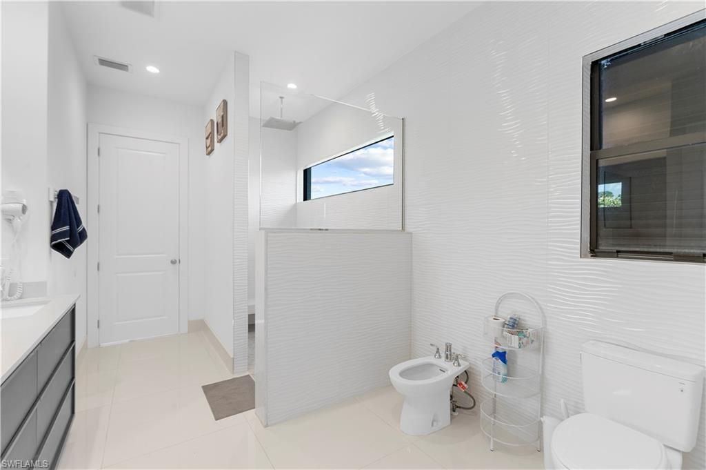 1817 SW 11th Ter, Cape Coral, FL 33991 Photo