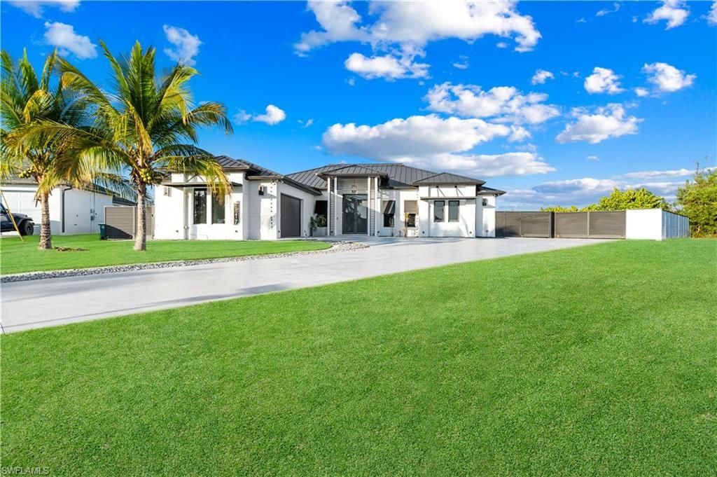 1817 SW 11th Ter, Cape Coral, FL 33991 Photo