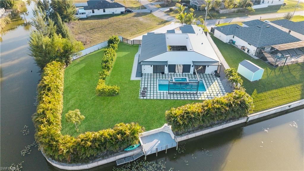 1817 SW 11th Ter, Cape Coral, FL 33991 Photo