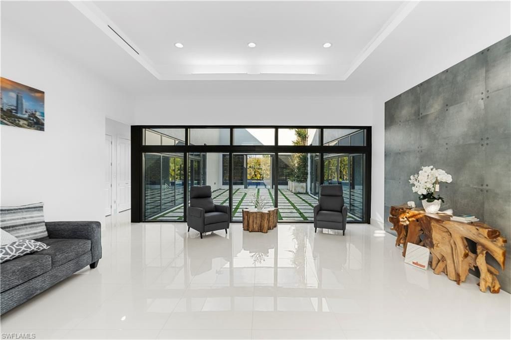 1817 SW 11th Ter, Cape Coral, FL 33991 Photo