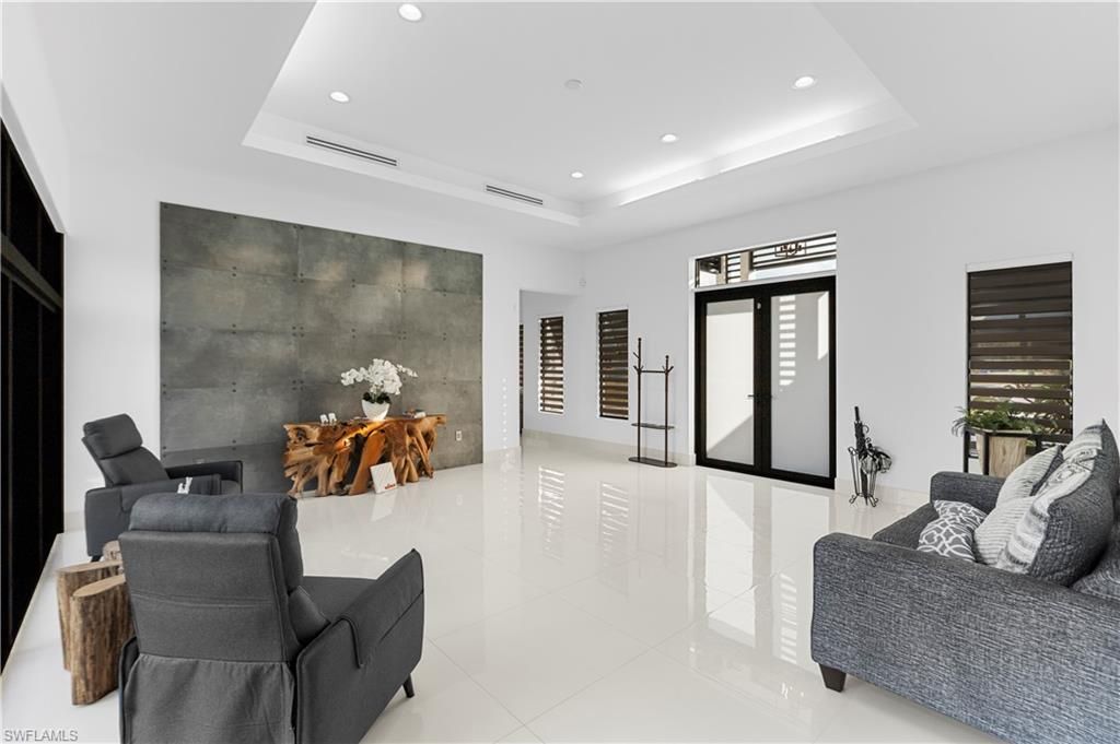 1817 SW 11th Ter, Cape Coral, FL 33991 Photo