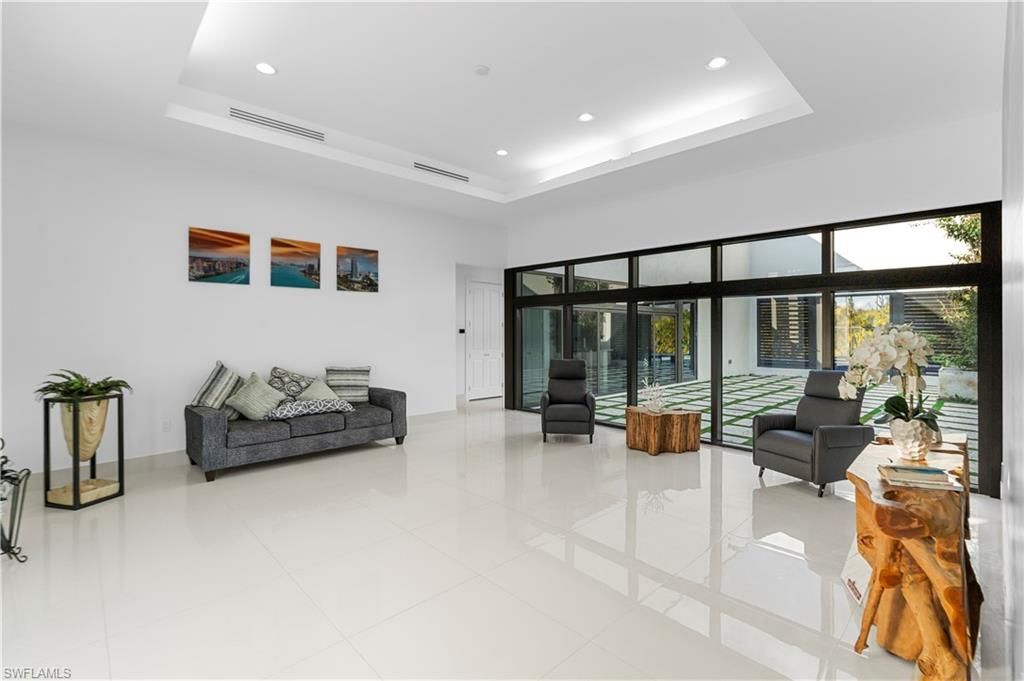 1817 SW 11th Ter, Cape Coral, FL 33991 Photo