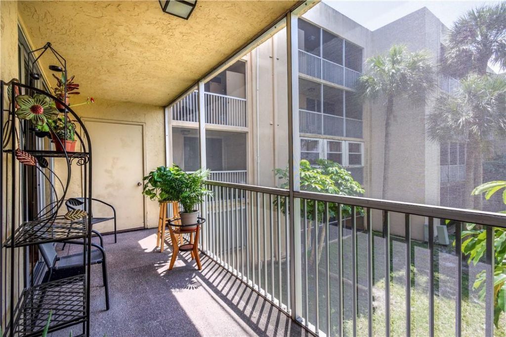 3101 NW 47th Terrace, Unit 227, Lauderdale Lakes, FL 33319 Photo