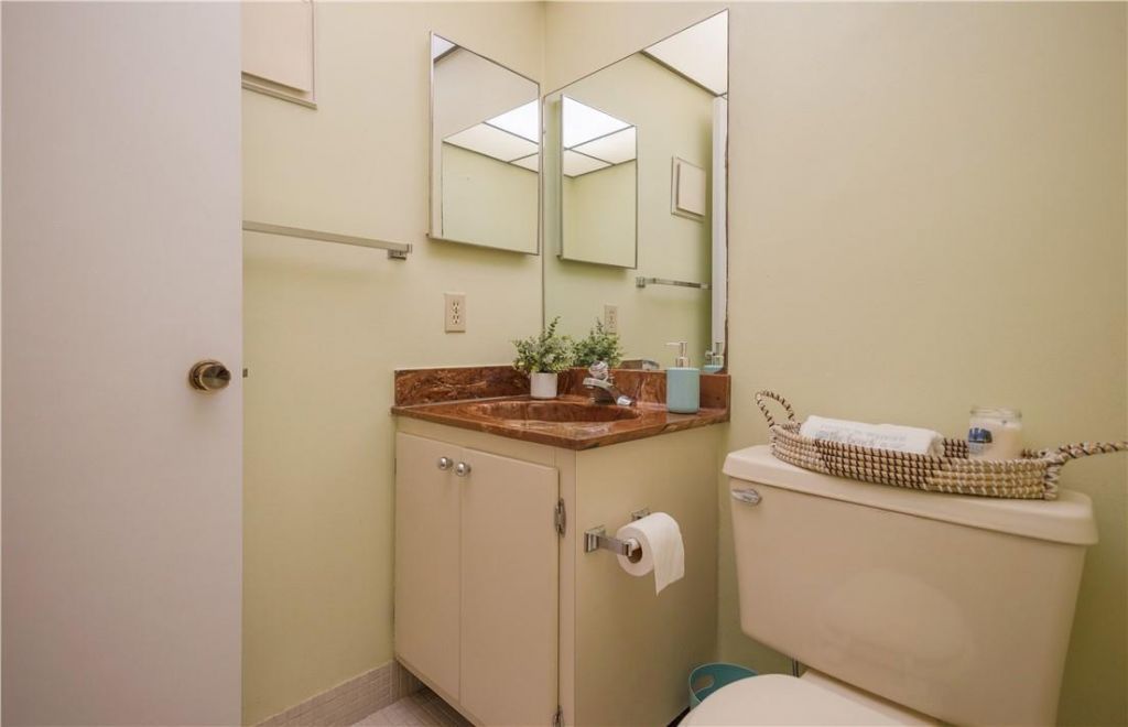 3101 NW 47th Terrace, Unit 227, Lauderdale Lakes, FL 33319 Photo