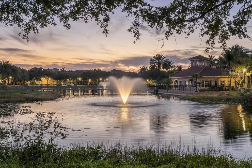 2305 Amalfi Way, Palm Beach Gardens, FL 33410 Photo