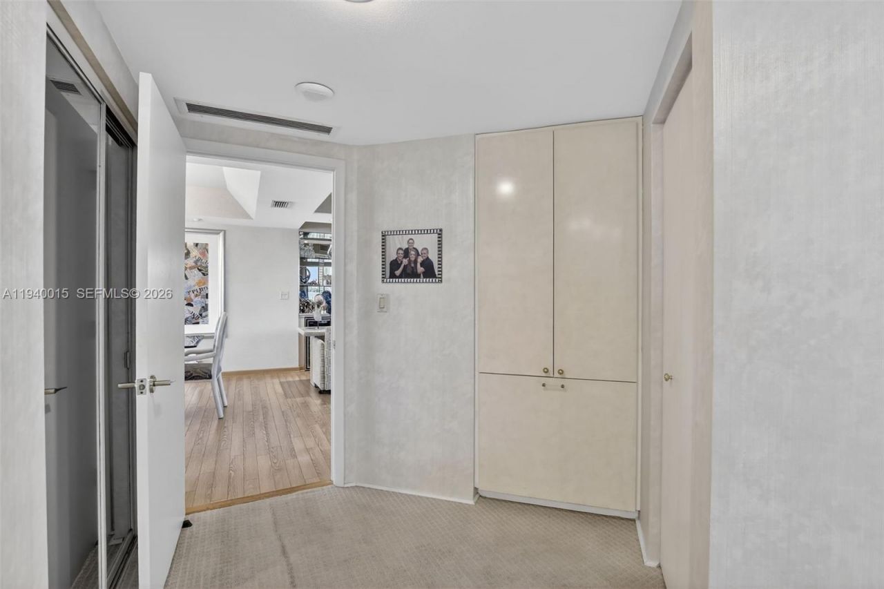 3000 Island Blvd, Unit 502, Aventura, FL 33160 Photo