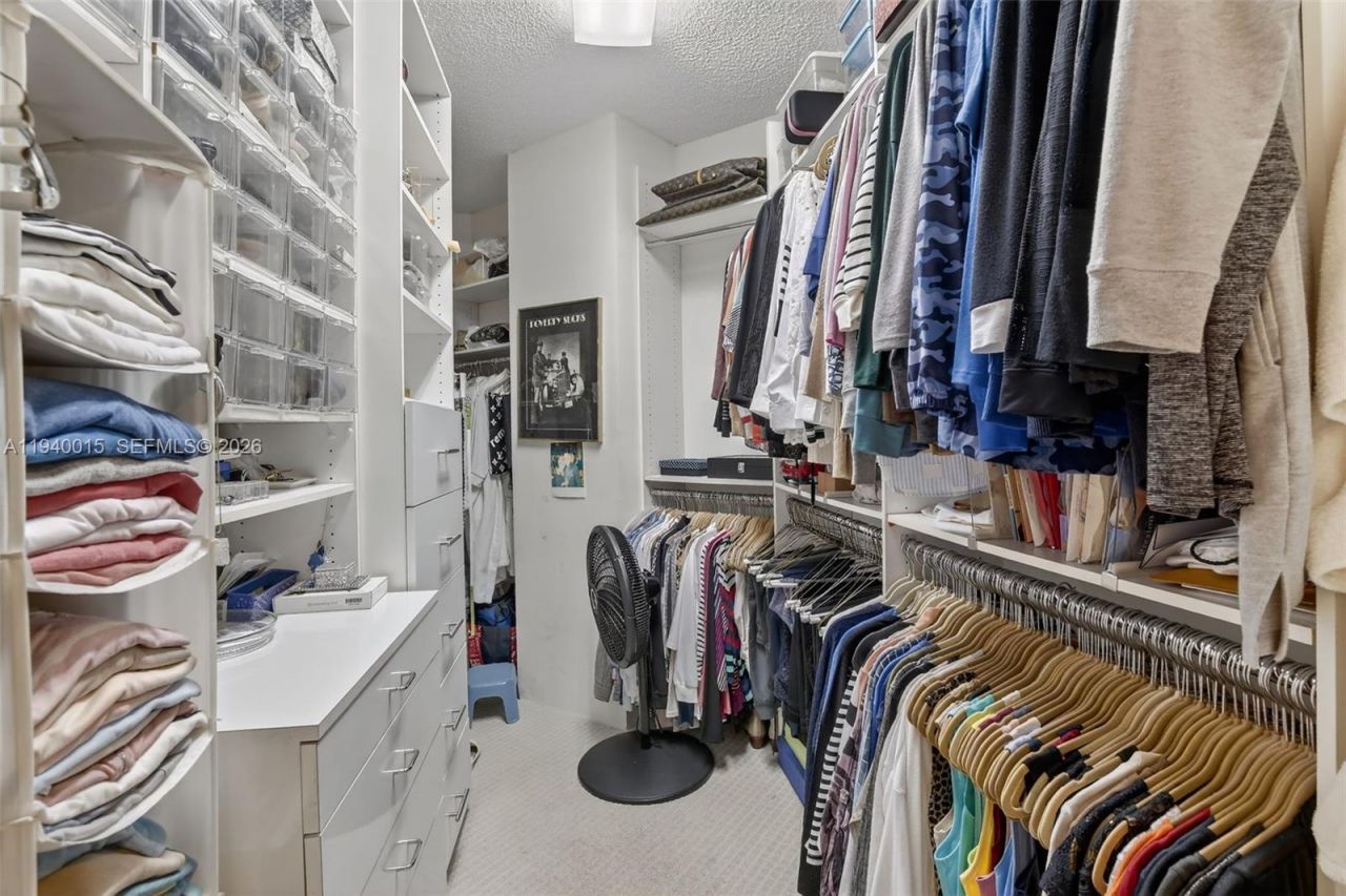 3000 Island Blvd, Unit 502, Aventura, FL 33160 Photo