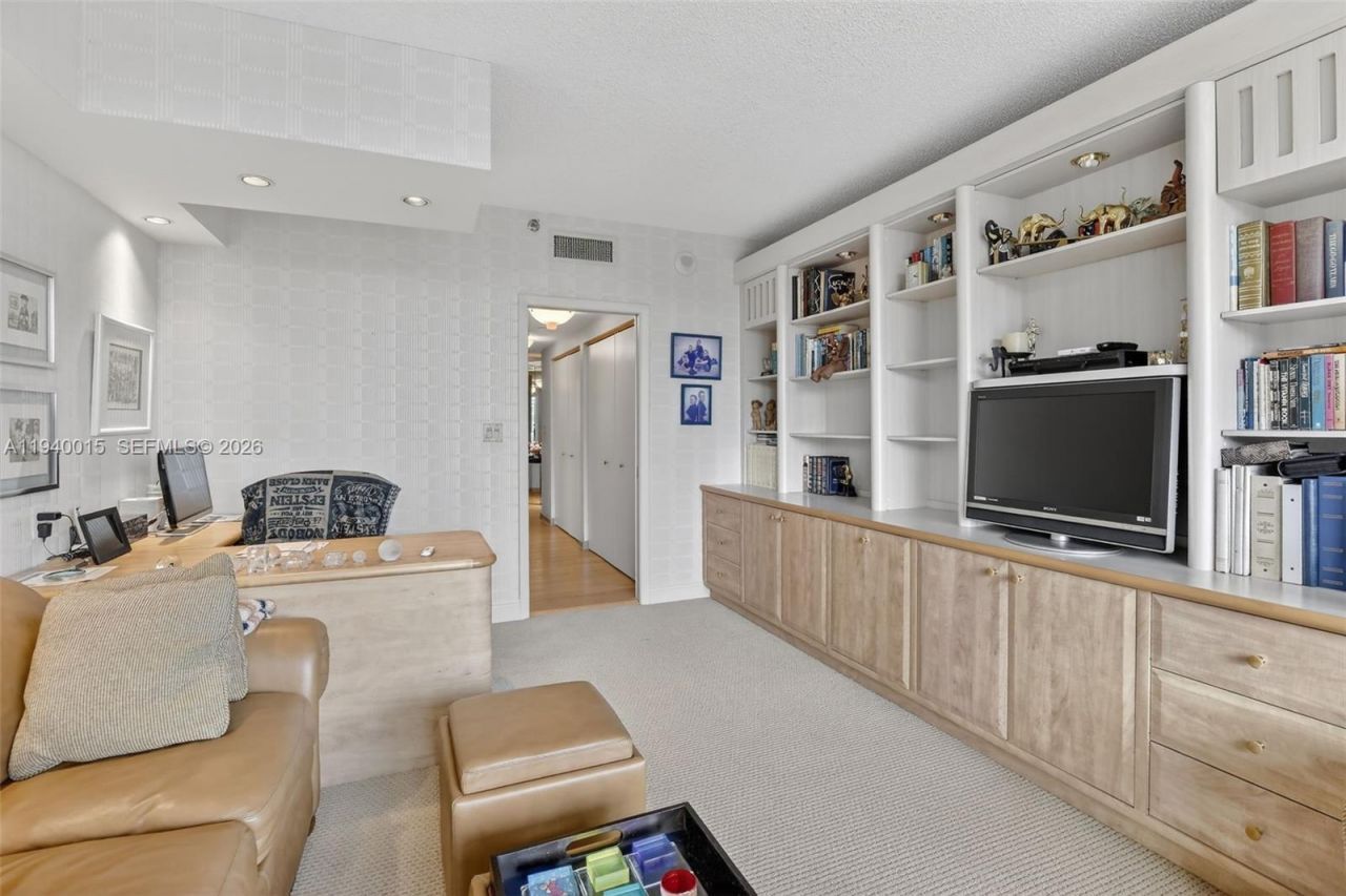 3000 Island Blvd, Unit 502, Aventura, FL 33160 Photo