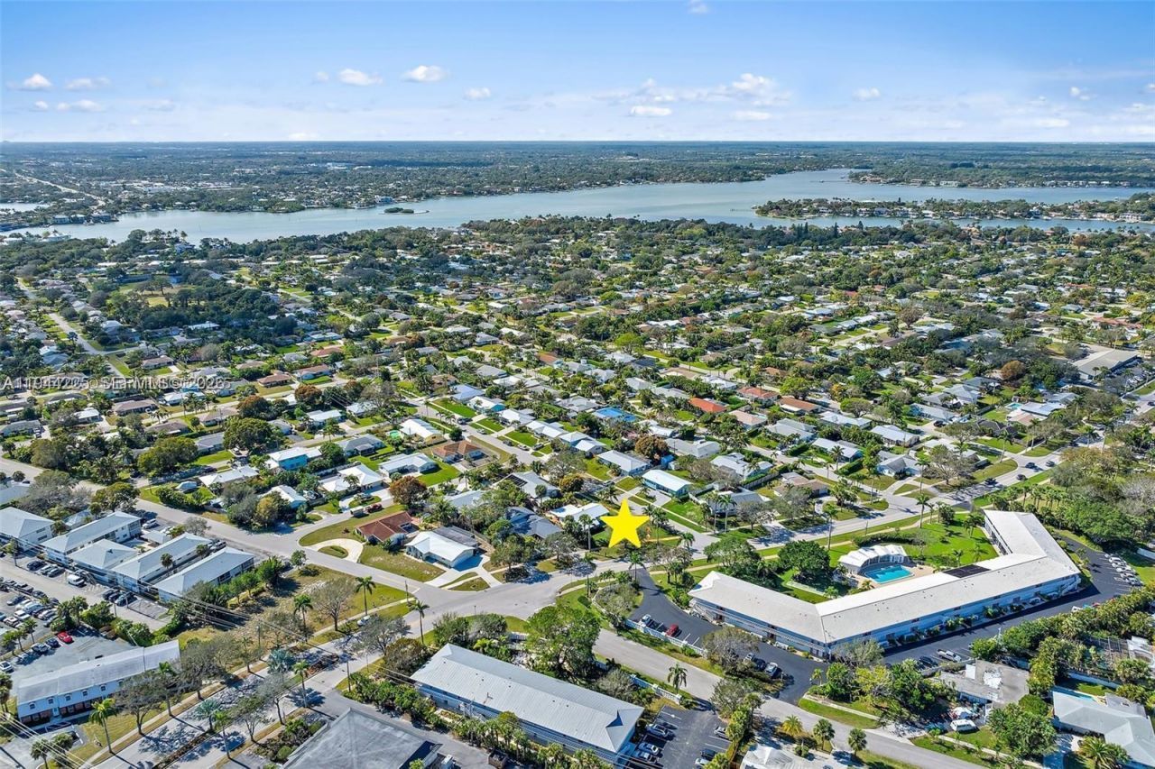 324 Tequesta , Tequesta, FL 33469 Photo