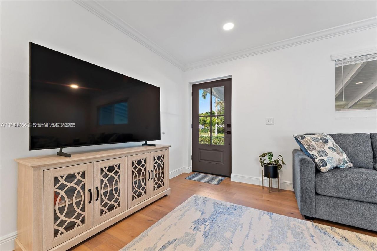 324 Tequesta , Tequesta, FL 33469 Photo