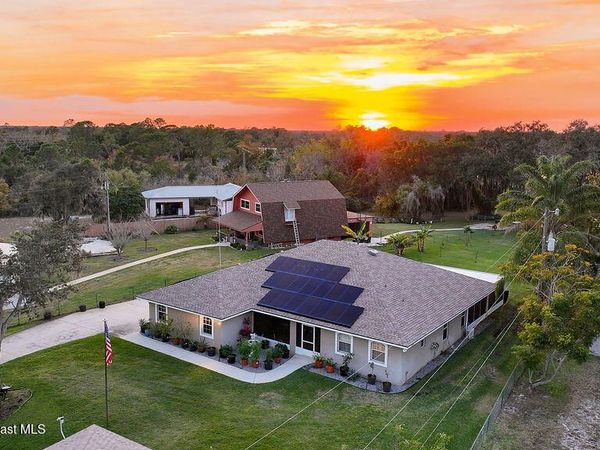 1360 Lake Josephine Drive, Sebring, FL 33875