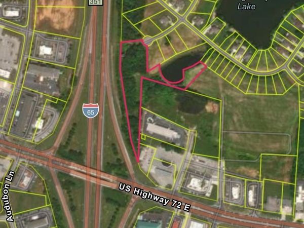 *** Lakeview Drive, Athens, AL 35611