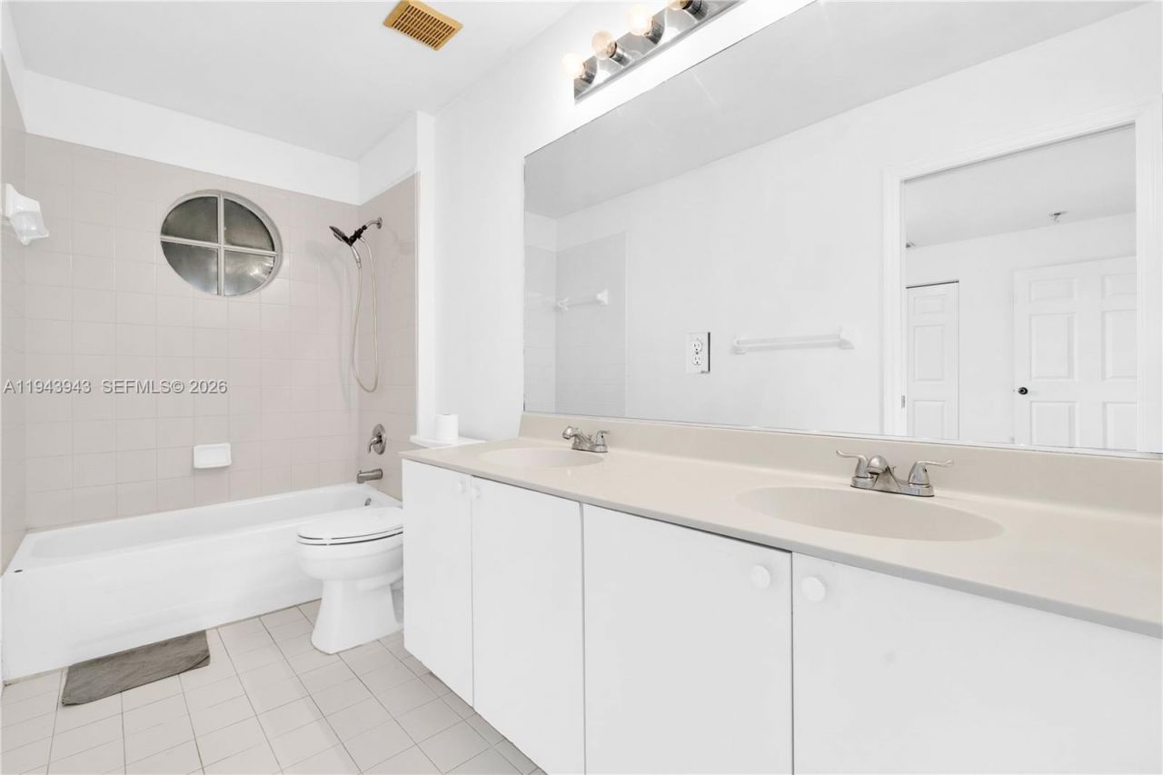 1916 SW 163rd Ave, Miramar, FL 33027 Photo