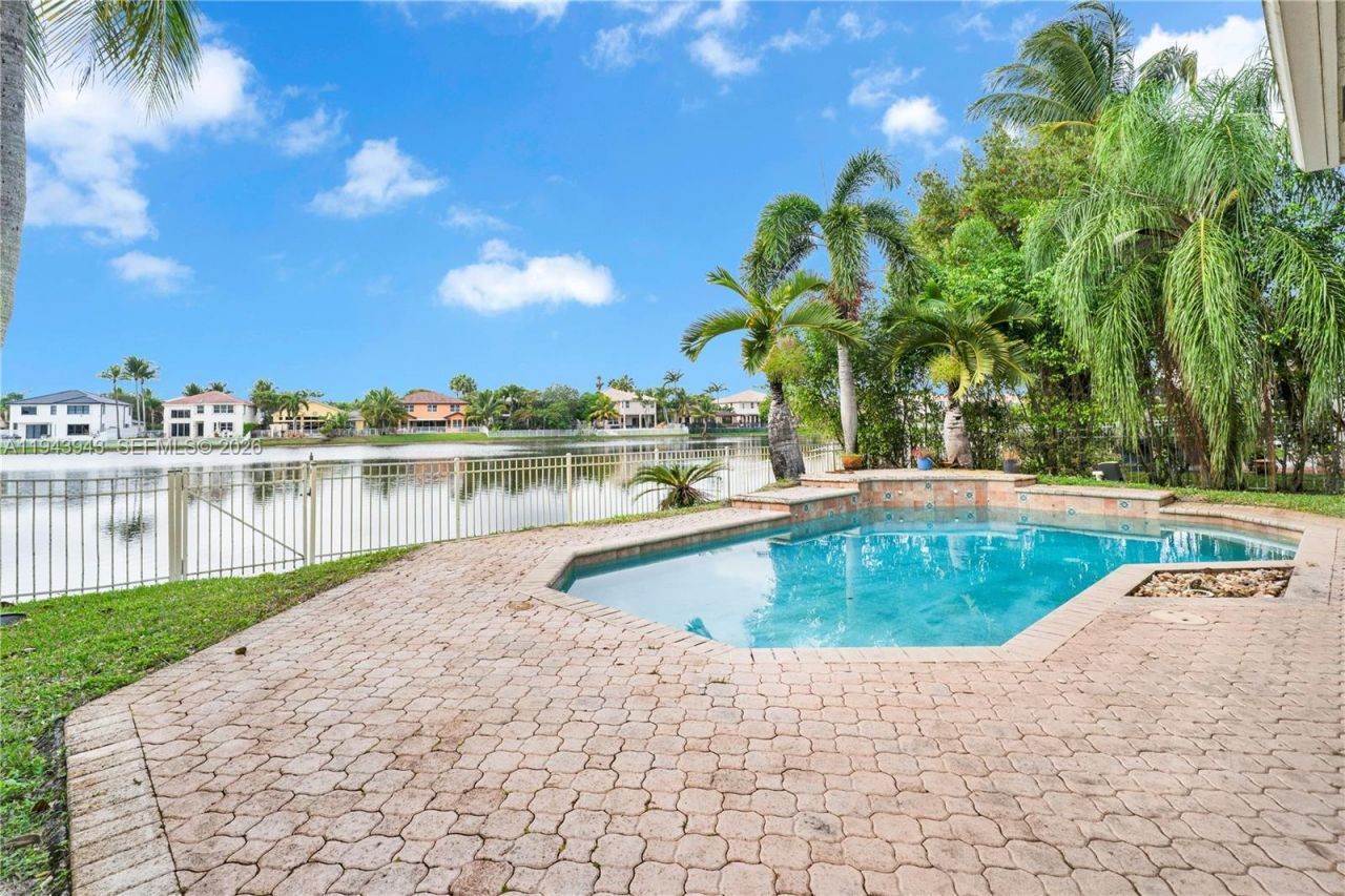 1916 SW 163rd Ave, Miramar, FL 33027 Photo