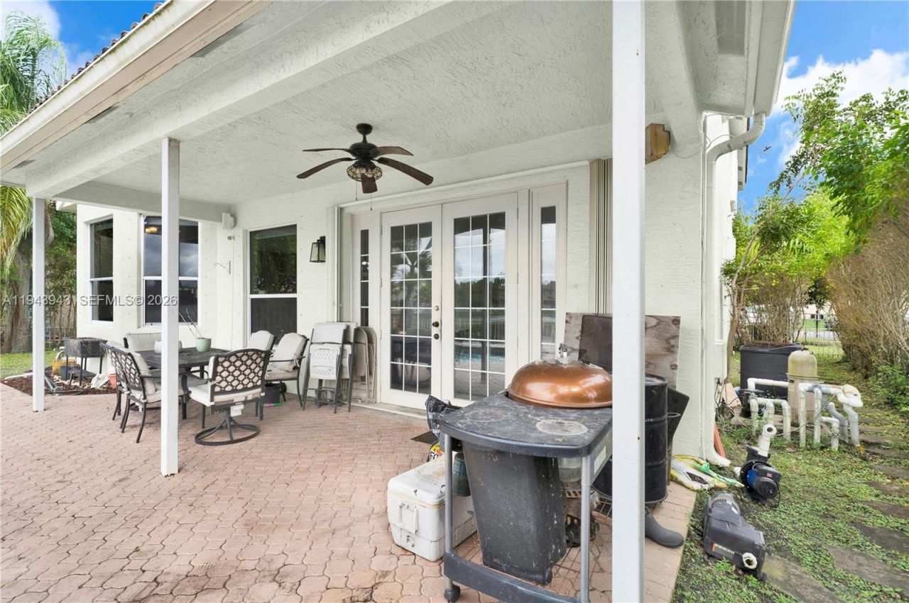 1916 SW 163rd Ave, Miramar, FL 33027 Photo