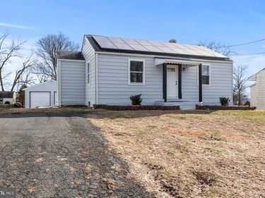 1196 N STATE STREET, POTTSTOWN, PA 19464