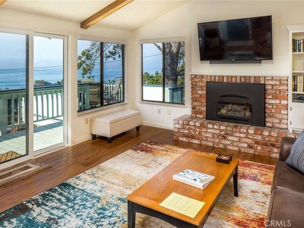 5198 Whitehall Avenue, Cambria, CA 93428
