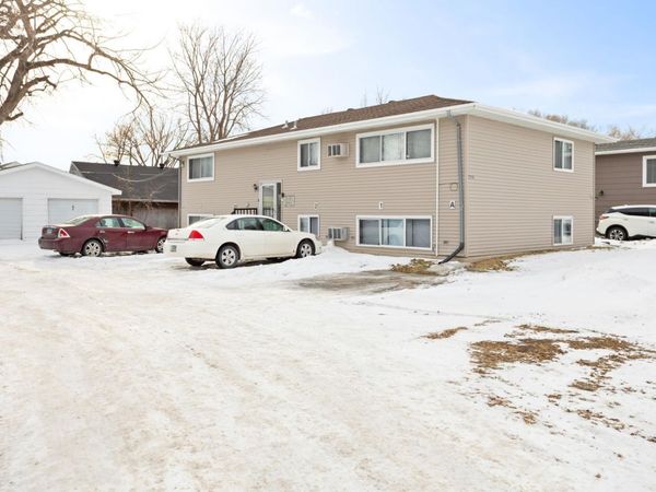 3006 7 1/2 Avenue N, Fargo, ND 58102