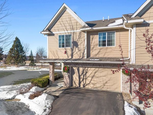 2606 Waterfall Way NW, Prior Lake, MN 55372
