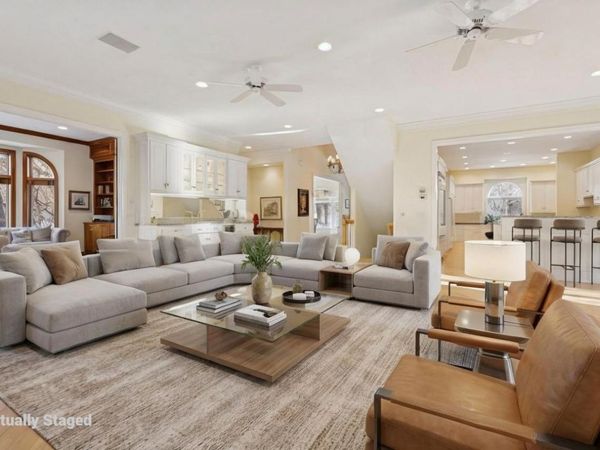 5000 Malibu Drive, Edina, MN 55436