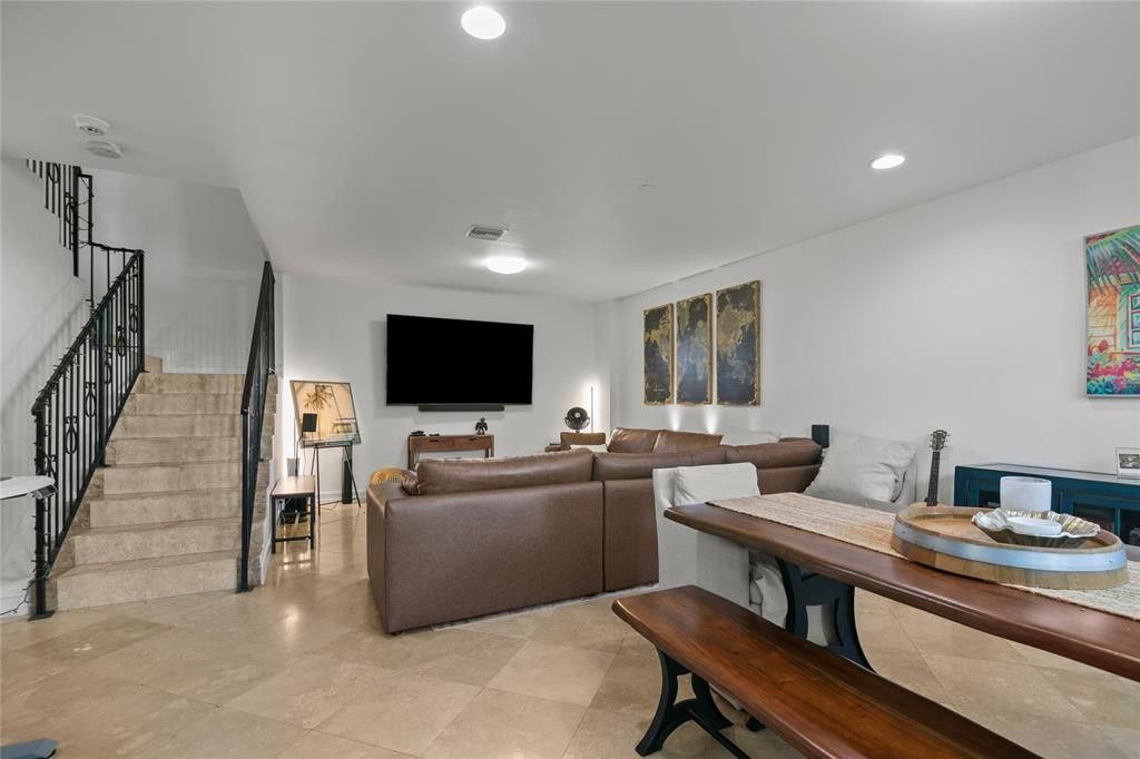 732 NE 15th Avenue, Fort Lauderdale, FL 33304 Photo