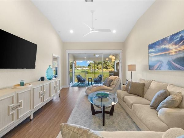 2215 Chesterbrook CT, Unit 203, NAPLES, FL 34109