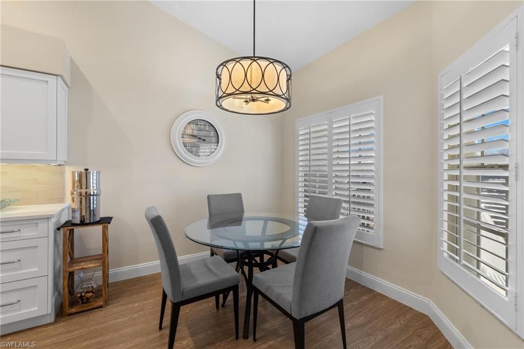 2215 Chesterbrook Ct, Unit 203, Naples, FL 34109 Photo