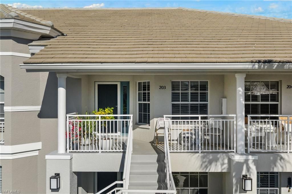 2215 Chesterbrook Ct, Unit 203, Naples, FL 34109 Photo