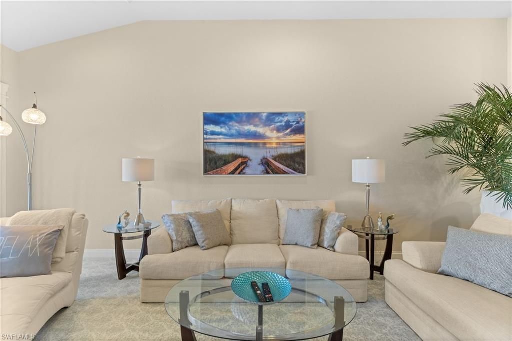 2215 Chesterbrook Ct, Unit 203, Naples, FL 34109 Photo
