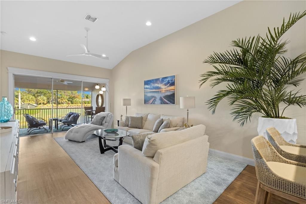 2215 Chesterbrook Ct, Unit 203, Naples, FL 34109 Photo