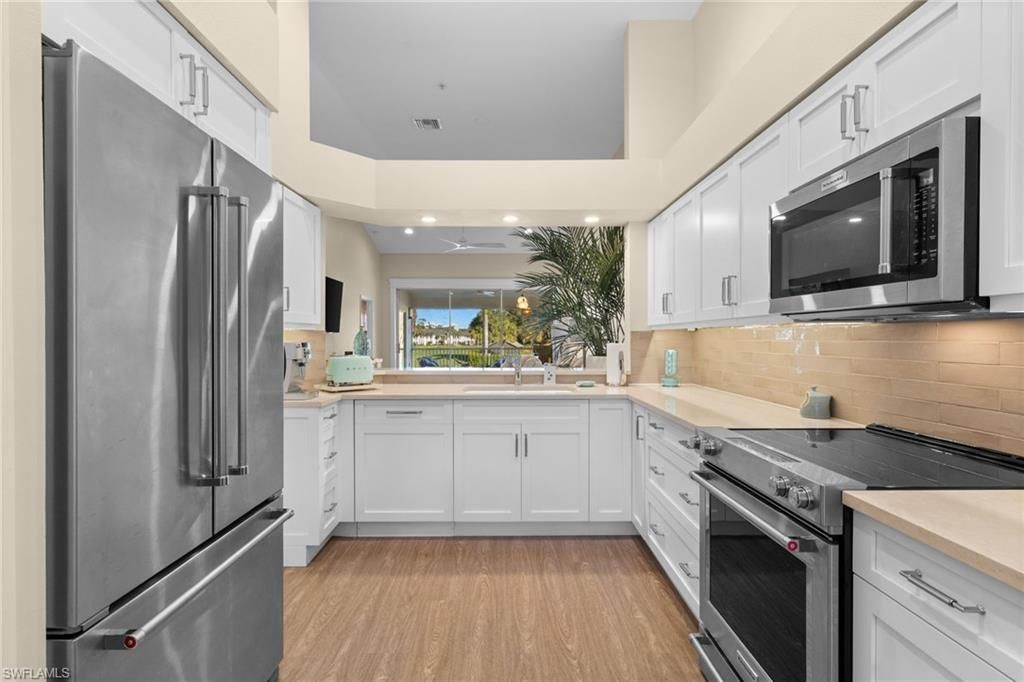 2215 Chesterbrook Ct, Unit 203, Naples, FL 34109 Photo