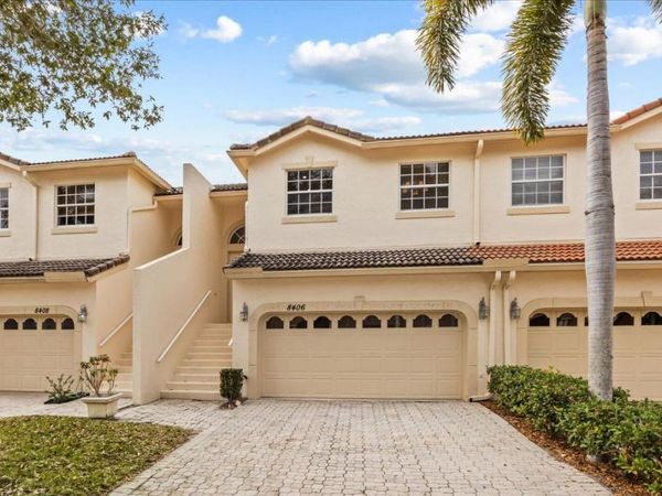 8406 Mulligan Circle, Port Saint Lucie, FL 34986