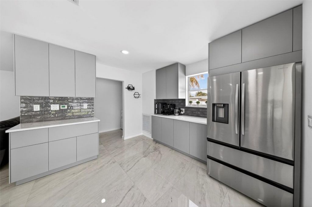 4390 NW 38th Avenue, Fort Lauderdale, FL 33309 Photo