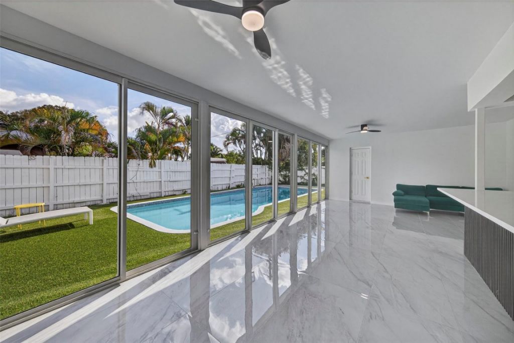 4390 NW 38th Avenue, Fort Lauderdale, FL 33309 Photo